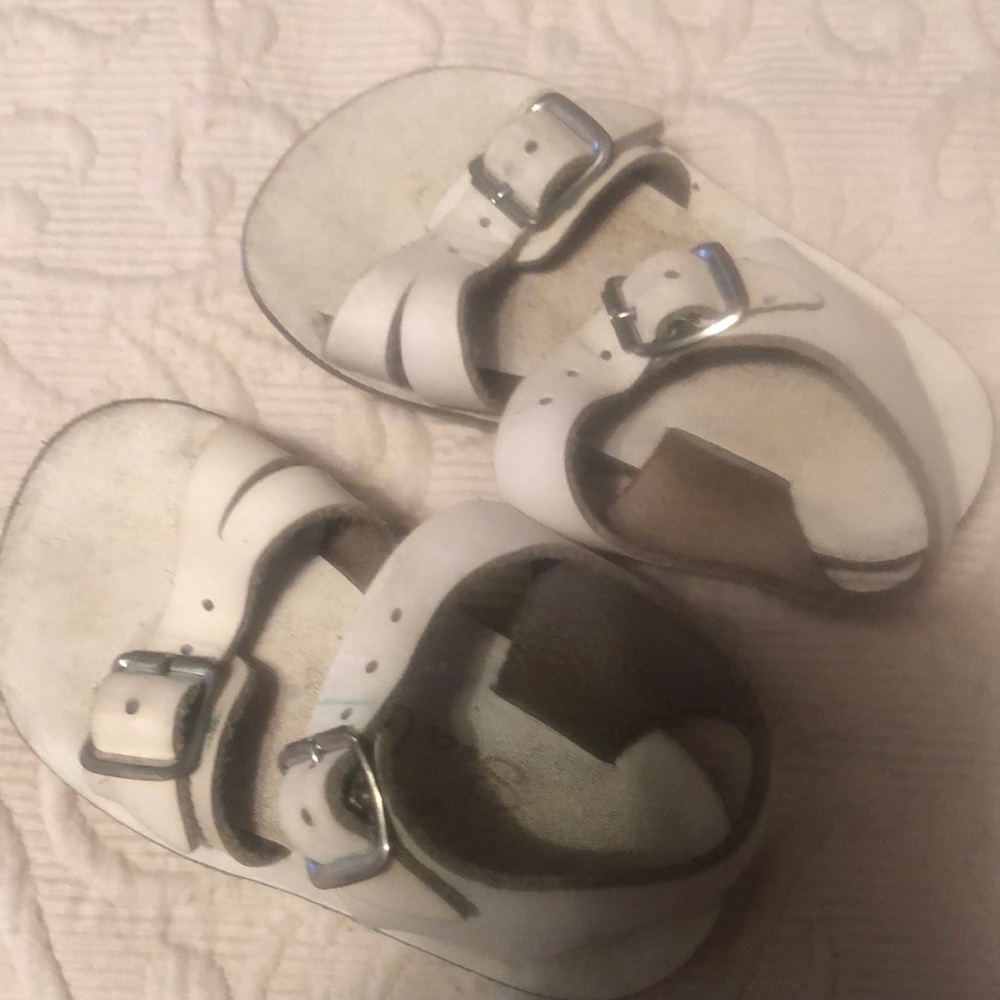 Girls VTG leather sea wees spring Easter White Sandals